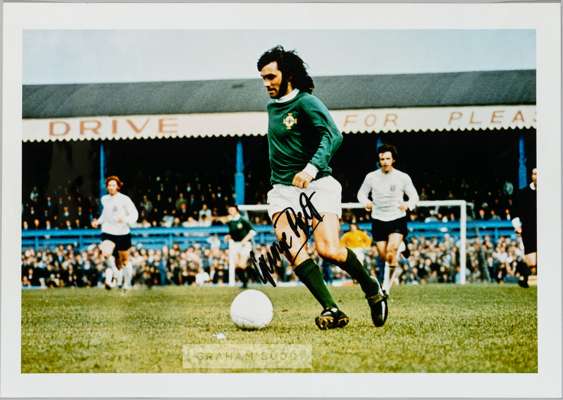 FOOTBALL - GEORGE BEST NORTHERN IRELAND CIRCA 1968 16 ½” x 11 ¾” ORIGINAL AUTOGRAPHED FOOTBALL DISPLAY PHOTOGRAPH 

George Best (22 May 1946 – 25 Nove