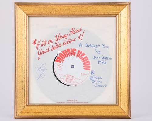 George Best autographed Belfast Boy by Don Fardon 7in vinyl record