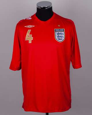 Steven Gerrard red and white No.4 England short-sleeved World Cup shirt, 2006