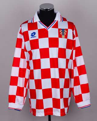 Robert Jarni red and white No.3 Croatia long-sleeved shirt, 1994