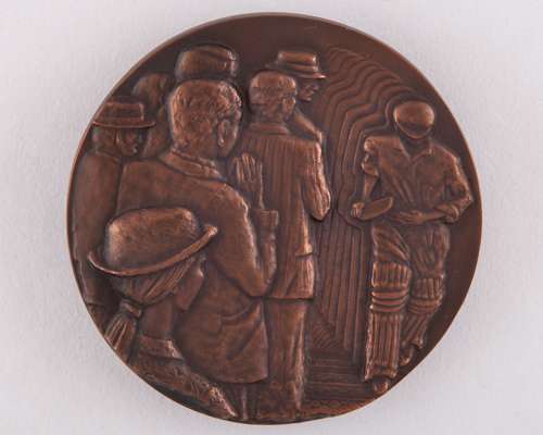 Dickie Bird bronze Wormsley 1997 cricket medal