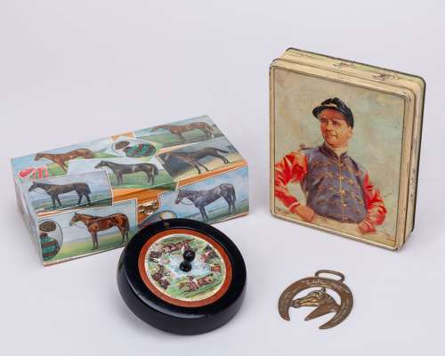 Miscellany of horse racing collectibles