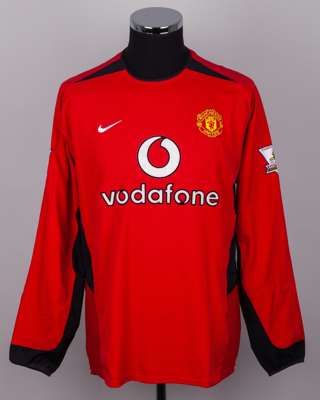 Cristiano Ronaldo red and black No.7 Manchester United long-sleeved shirt, 2003-04