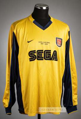 Yellow Arsenal UEFA Cup final un-numbered jersey v Galatasaray, played at Parken Stadium, 17th May 2000,
 Nike, long-sleeved with No sleeve badges, cl