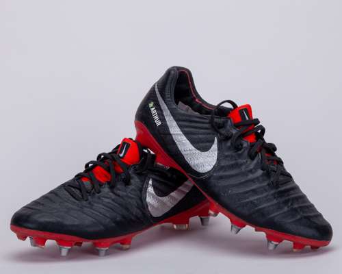 Arthur Melo black and red Nike Tiempo Barcelona v. Tottenham match worn football boots, 2018