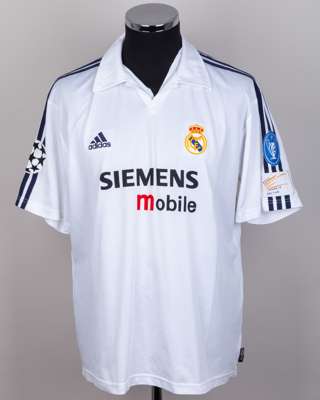 Fernando Morientes white No.9 Real Madrid v. Manchester United match issued shirt, 2002-03