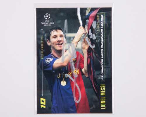 Lionel Messi autographed Barcelona Champions League Topps Mejores Momentos trading card