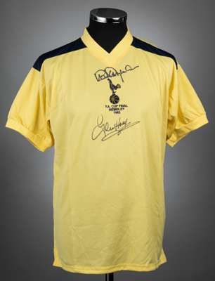 Steve Perryman and Glen Hoddle yellow Tottenham Hotspur FA Cup Final 1982 retro jersey, 
 Score Draw, short-sleeved with club crest and embroidered F.