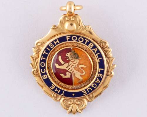 Archie Shaw a 9ct gold and enamel Scottish Football League winners medal, 1953-54