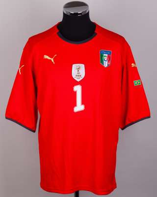 Gianluigi Buffon red No.1 Italy v. Brazil short-sleeved shirt, 2009