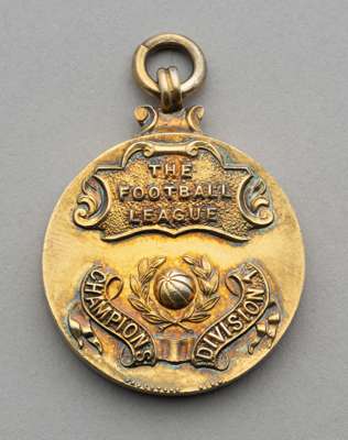George Swindin silver-gilt 1947-48 Division 1 League Championship medal, 
 the obverse inscribed THE FOOTBALL LEAGUE CHAMPIONS DIVISION 1, the reverse