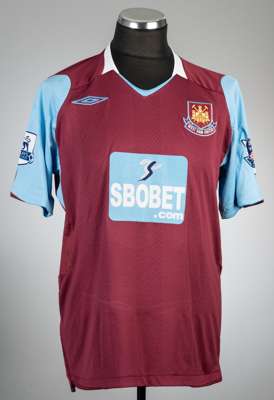 Jonathan Spector claret and blue West Ham United no.18 home jersey, season 2008-09,
 Umbro, short-sleeved with BARCLAYS PREMIER LEAGUE sleeve badges, 