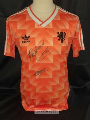Netherlands retro jersey signed by three Dutch legends, Ruud Gullit, Marco Van Basten & Frank Rijkaard,
 signed in black sharpie, lovely neat autograp