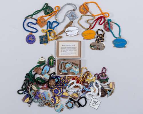 Collection of Kempton Park racecourse members badges