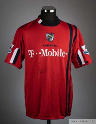 Robert Earnshaw red No.34 West Bromwich Albion short-sleeved shirt, 2004-05, 
 Diadora, M, with crew-neck collar and embroidered badge, the front and 