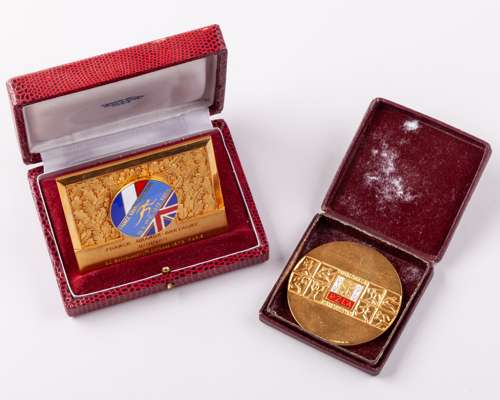 David Hemery Great Britain v. Poland 1st place 110m hurdles PZLA medal by W. Kowalik, 1970