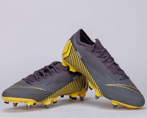 Kevin Prince Boateng grey and yellow Nike Mercurial football boots, 2018-19