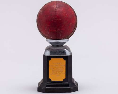 Dickie Bird England v. India Test match cricket ball, 1974