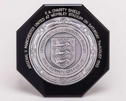 Paul Parker a silver Manchester United v., Arsenal Charity Shield plaque, 1993