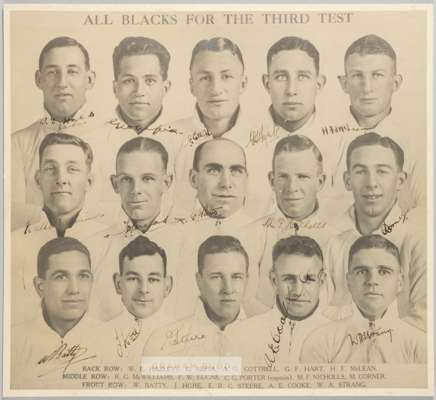 RUGBY UNION - NEW ZEALAND ALL BLACKS 1930 3rd TEST v LIONS RUGBY UNION AUTOGRAPHED PHOTOGRAPH 

The 1930 British Lions tour to New Zealand and Austral