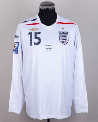 David Beckham white, red and blue No.15 England v. Belarus long-sleeved shirt, 2008
