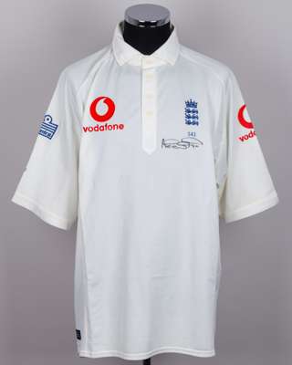 Alec Stewart England v. India Test series cricket white short-sleeved shirt, 2002