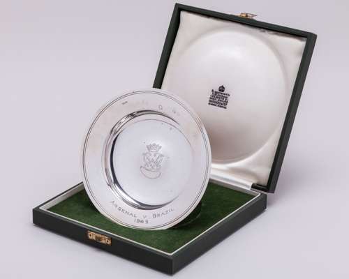 Billy Wright a silver Arsenal v. Brazil commemorative dish, 1965
