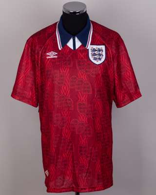 Red No.7 England short-sleeved shirt, 1993-95