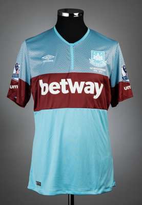 Cheikhou Kouyate light blue & claret West Ham United no.8 away jersey, season 2015-16,
 match-issue, Umbro, short-sleeved with BARCLAYS PREMIER LEAGUE