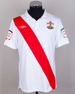 Morgan Schneiderlin white and red No.4 Southampton v. Manchester United match worn shirt