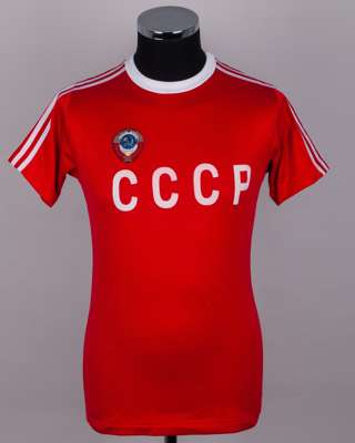 Sergei Baltacha red and white No. 5 USSR v. Austria short-sleeved shirt, 1983