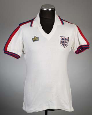 Ray Wilkins white England No.16 international jersey worn in the 1978 British Home International Championships,
 Admiral, short-sleeved, blue & red tr