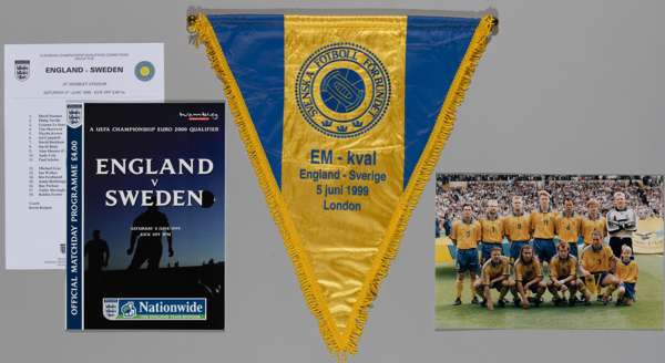 Pennant presented to England Captain Alan Shearer by Sweden Captain Patrik Andersson prior to England v Sweden match, on June 5th 1999 at Wembley stad