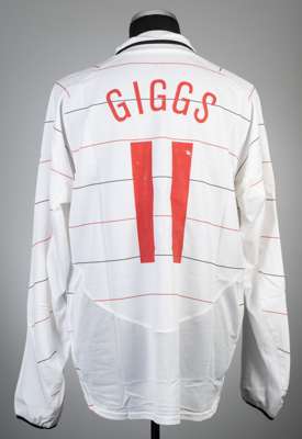 Ryan Giggs white Manchester United no.11 third choice jersey, season 2003-04,
 Nike, long-sleeved with UEFA STARBALL sleeve badge, club crest and spon