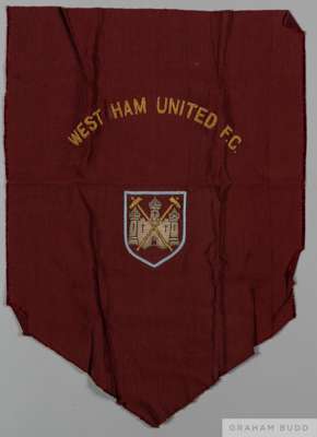 Vintage West Ham United pennant embroidery,
 on claret cloth, gilt wire club inscription and wirework club crest, 56 by 40cm. 

  Good condition