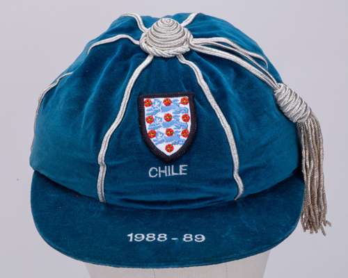 Paul Parker blue England v. Chile International cap, 1988-89