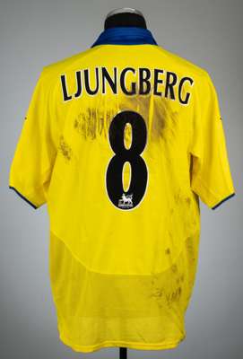 Freddie Ljungberg signed yellow Arsenal no.8 away jersey, season 2003-04,
 Nike, short-sleeved with BARCLAYCARD PREMIERSHIP sleeve badges, club crest 