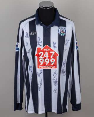 Replica blue and white West Bromwich Albion autographed long-sleeved shirt