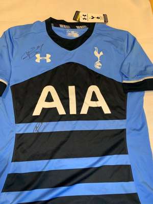 Harry Kane signed blue Tottenham Hotspur replica away jersey 2015-16,
 Under Armour, short-sleeved with club crest and sponsor logo, signed in marker 