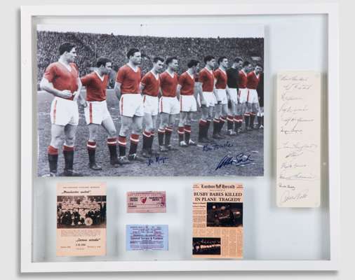 Manchester United Busby Babes autographed page spread display