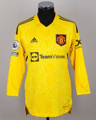 David De Gea yellow No.1 Manchester United goalkeeper shirt, 2022-23