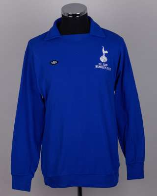 Pat Jennings blue Tottenham Hotspur v. Norwich City match worn goalkeepers shirt, 1973