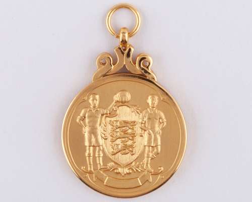 Paul Parker 9ct gold Manchester United F.A.Cup Winners medal, 1993-94