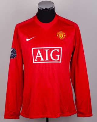 Cristiano Ronaldo red No.7 Manchester United v. Inter Milan long-sleeved shirt, 2009