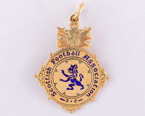 John Bell - Beith F.C. 9ct gold and enamel Scottish Qualifying Cup winners medal, 1931-32