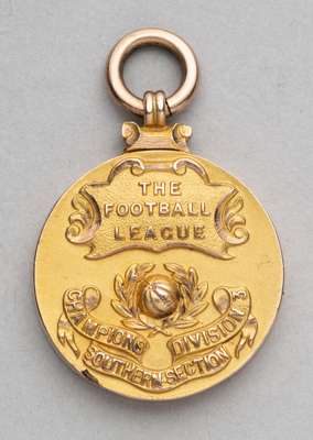 Football League Division Three (South) championship medal awarded to Bill Inglis of Reading FC, season 1925-26,
 9ct gold, fully inscribed obverse and