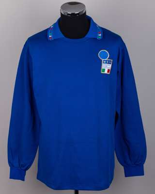 Roberto Baggio blue No.15 Italy v. Bulgaria match worn long-sleeved shirt, 1991