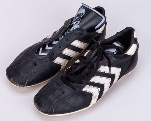 Diego Maradona black and white Fulvencilo Los Cebollitas youth worn football boots, 1970