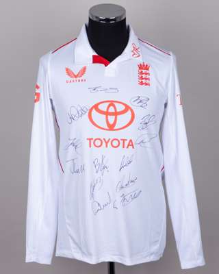 White and red England v. India Red For Ruth squad autographed long-sleeved shirt, 2025