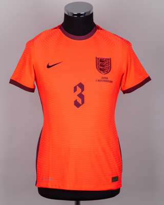 Niamh Charles red No.3 England v. Japan women's short-sleeved shirt, 2022